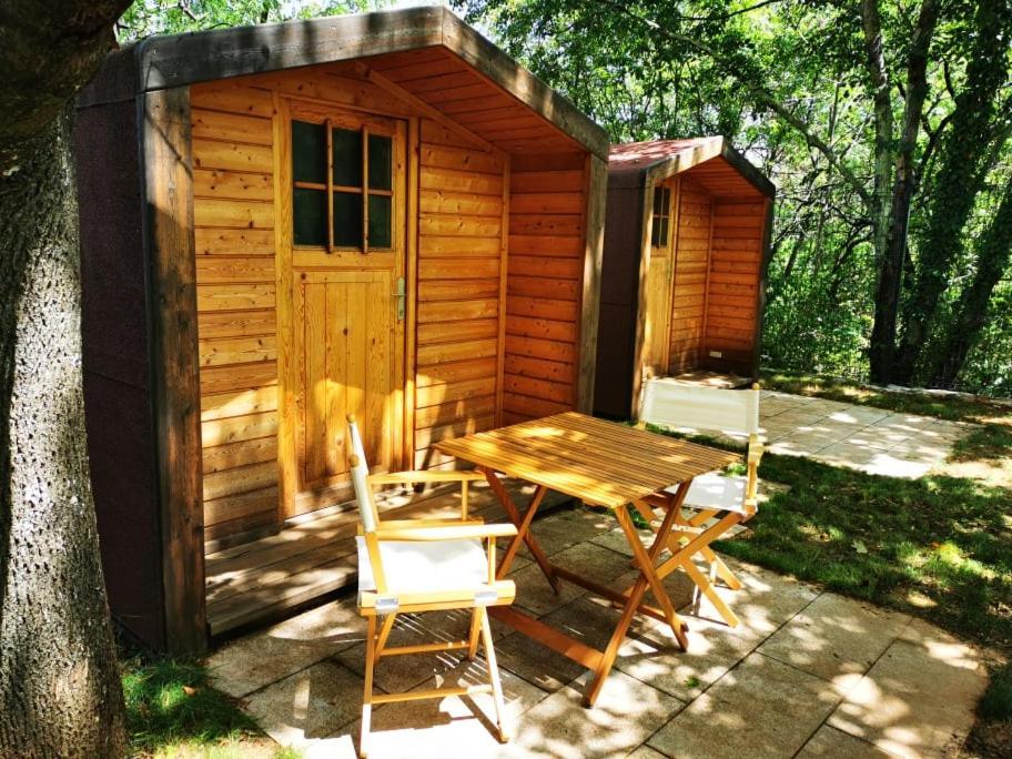 Krasen Kras 104 Resort Komen Ngoại thất bức ảnh